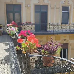 Congress Margit House Homestay szállás